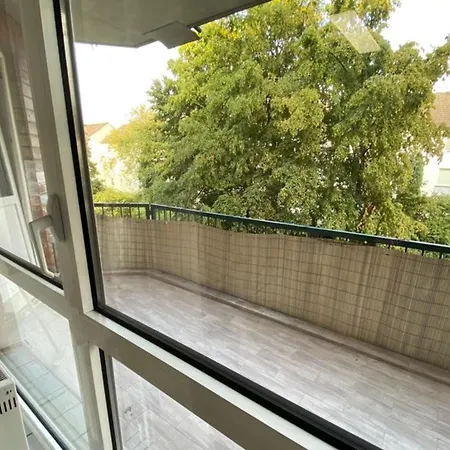 Apartment Spacious With Balcony In *